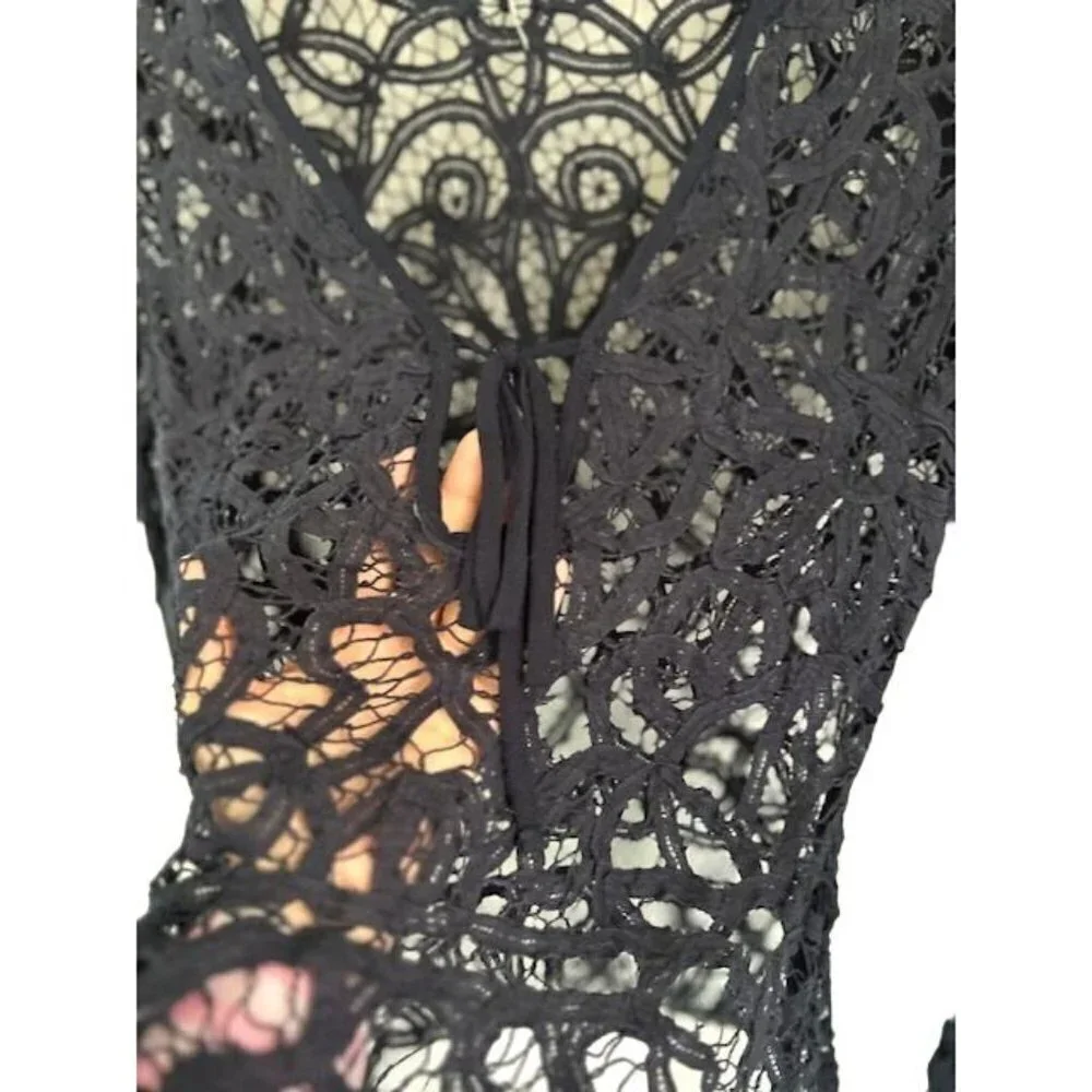 Free People Navy Crochet Lace Blouse Long Sleeves Size XSmall/P